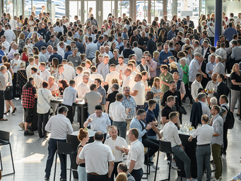 L'intero Gruppo KNF si è riunito in Germania per celebrare 77 anni di storia aziendale di successo.