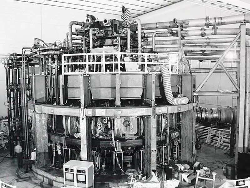 Neue Herausforderungen: Mit dem Einsatz im Tokamak werden die KNF Pumpen Teil der Erforschung der Kernfusion.  Bildnachweis: Princeton Plasma Physics Laboratory