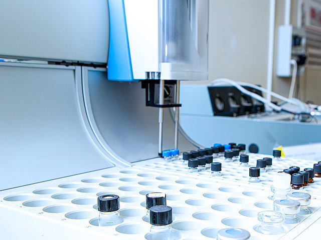 KNF propose des pompes et des systèmes intelligents et compacts pour diverses applications de laboratoire.