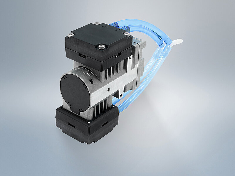 在今年的 analytica 上，KNF 还将展示采用先进 DC-BI 驱动技术的最新双头气泵。